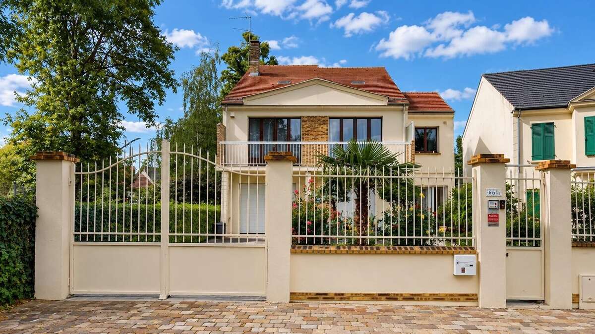 Maison à VILLEMOMBLE