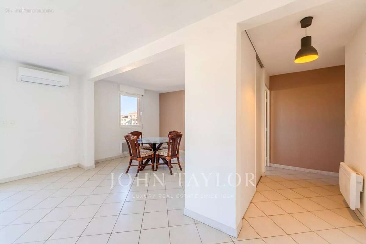 Appartement à AIX-EN-PROVENCE