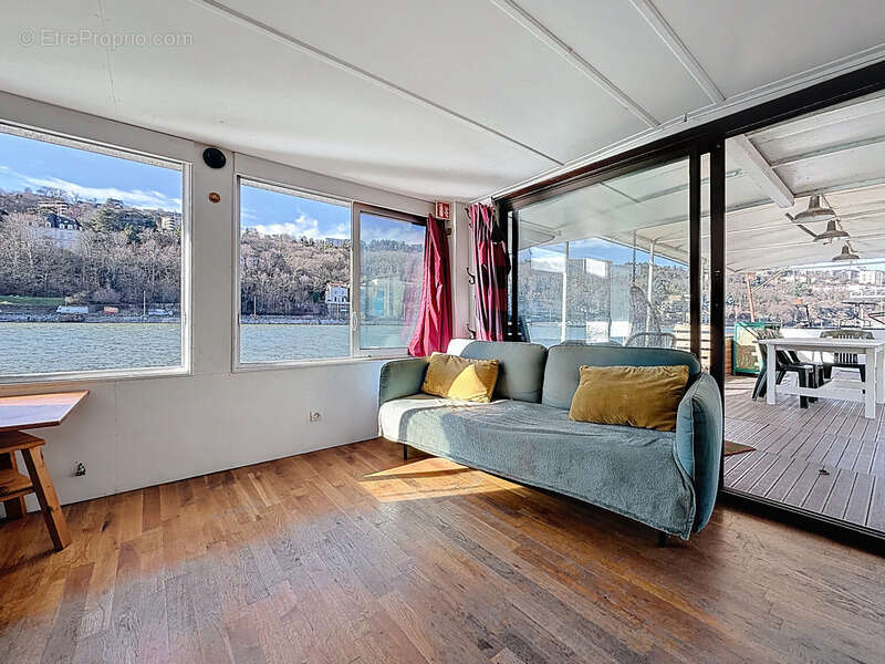 Péniche habitation - 5 chambres - 180 m² - Confluence - RP ou Locatif - photo 7