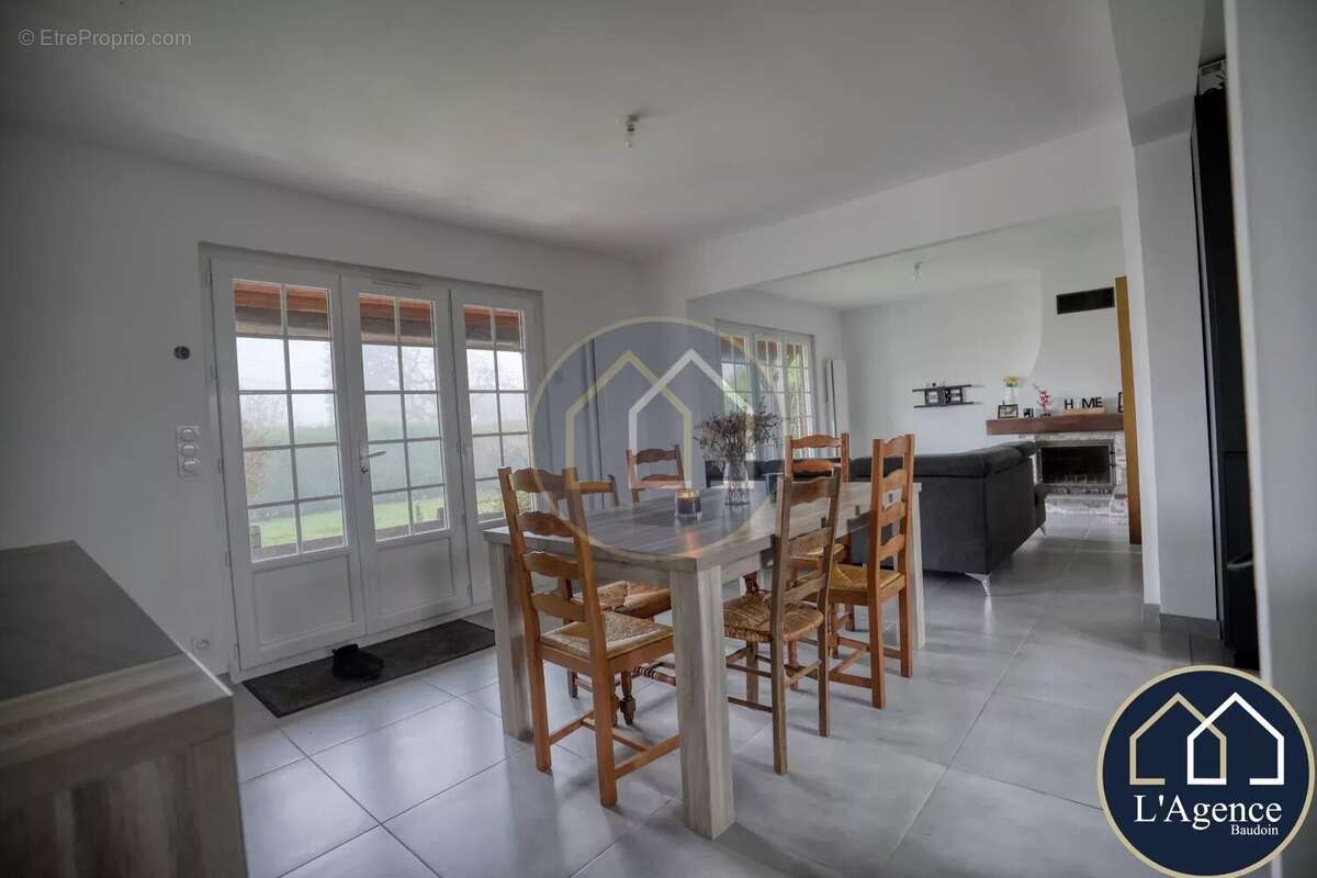 Maison à CHATEAUNEUF-EN-THYMERAIS