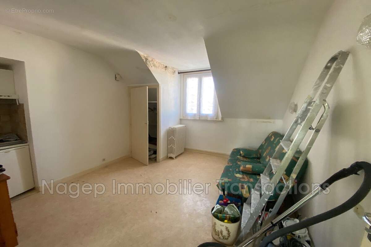 Appartement 200 m² à Vichy  - photo 7