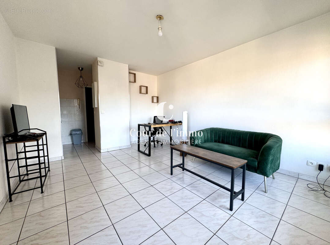 Appartement de type 2 à CRUSEILLES - photo 2