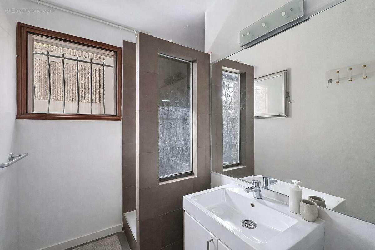 Appartement à MAISONS-ALFORT