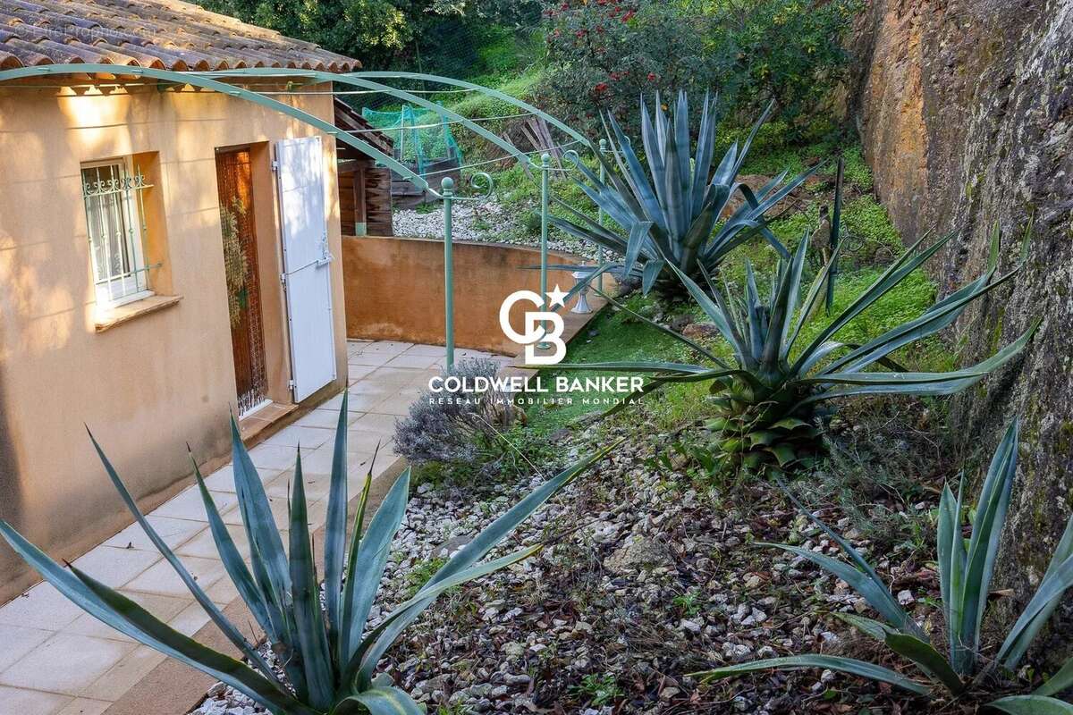 Maison à RAYOL-CANADEL-SUR-MER