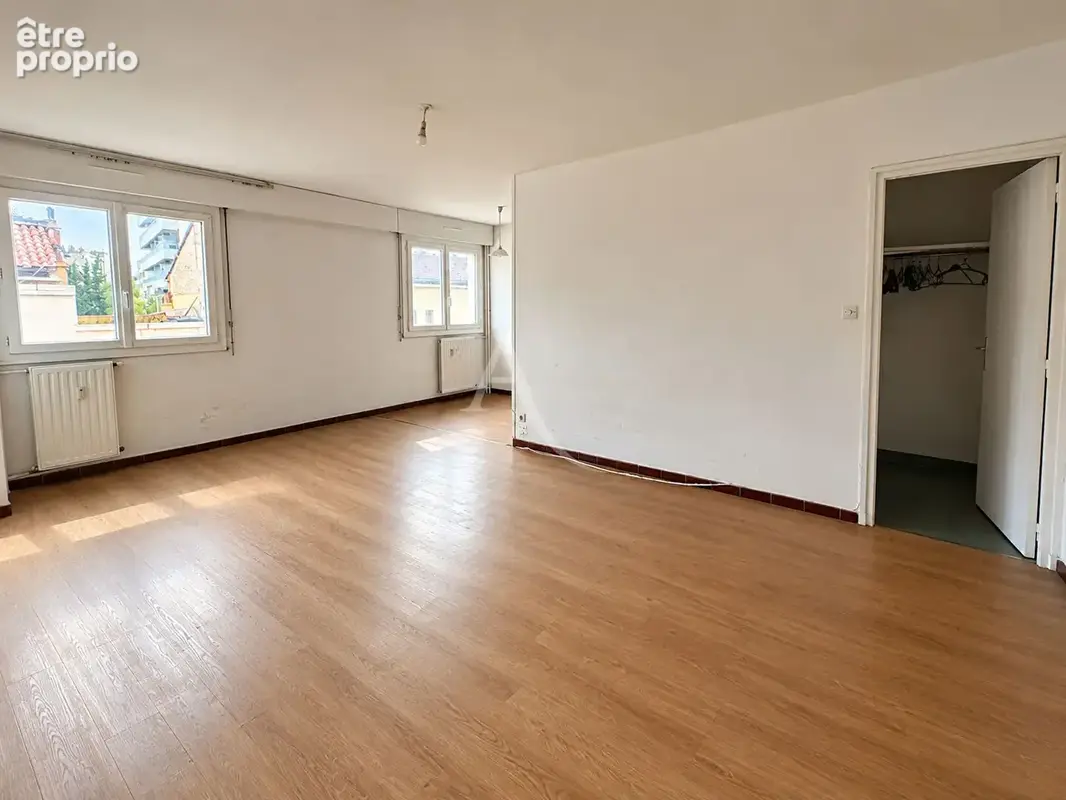 Timone - 13005 - appartement 2 pieces - parking - cave - photo 1