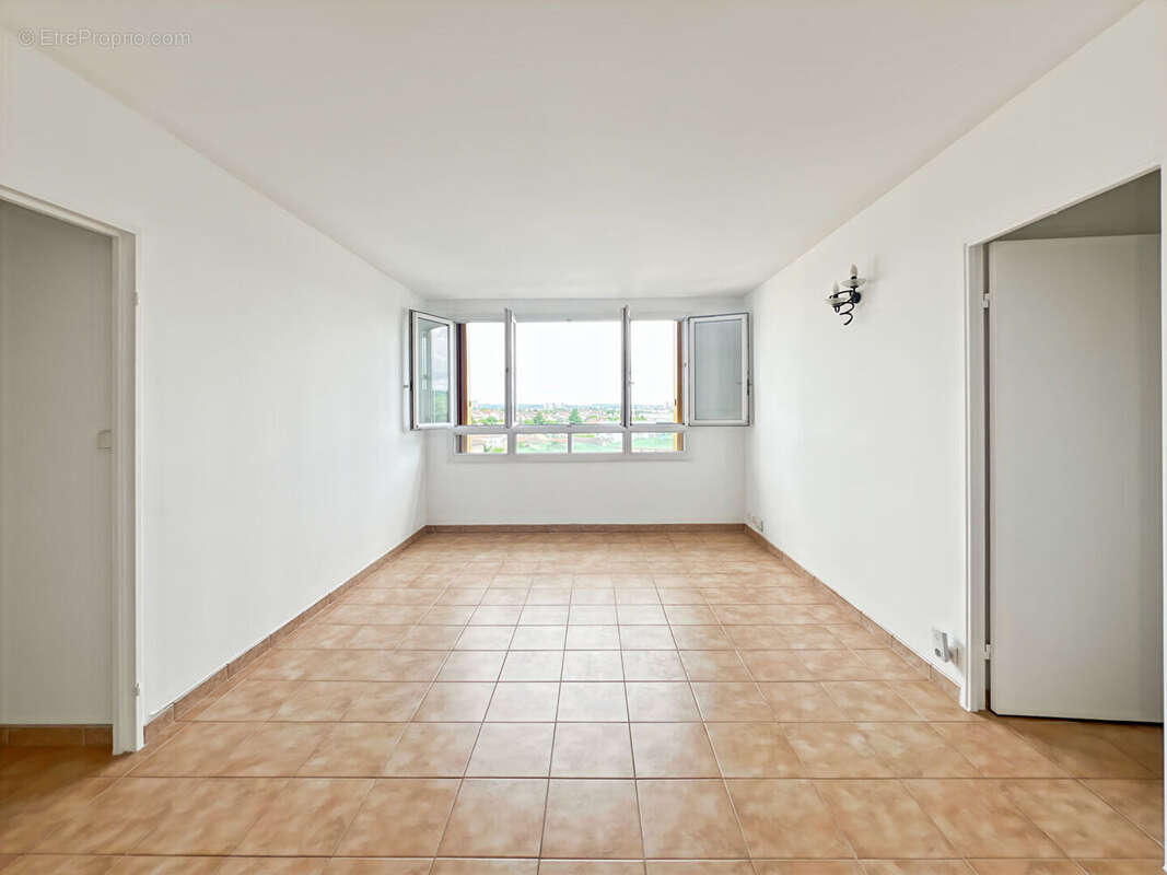 Appartement à MANTES-LA-JOLIE
