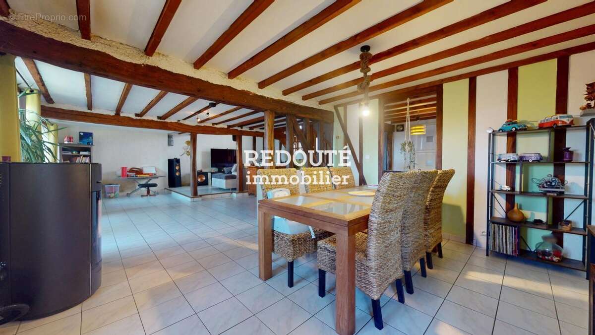 Maison à ECURY-SUR-COOLE