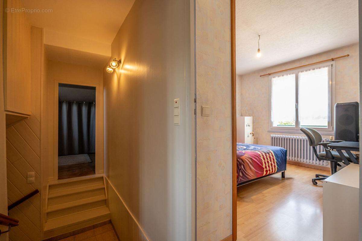 Lieux uniques ® x propriétés privées propose maison de  187 m² sur un terrain de 1295 m² à cellettes (41) - photo 8