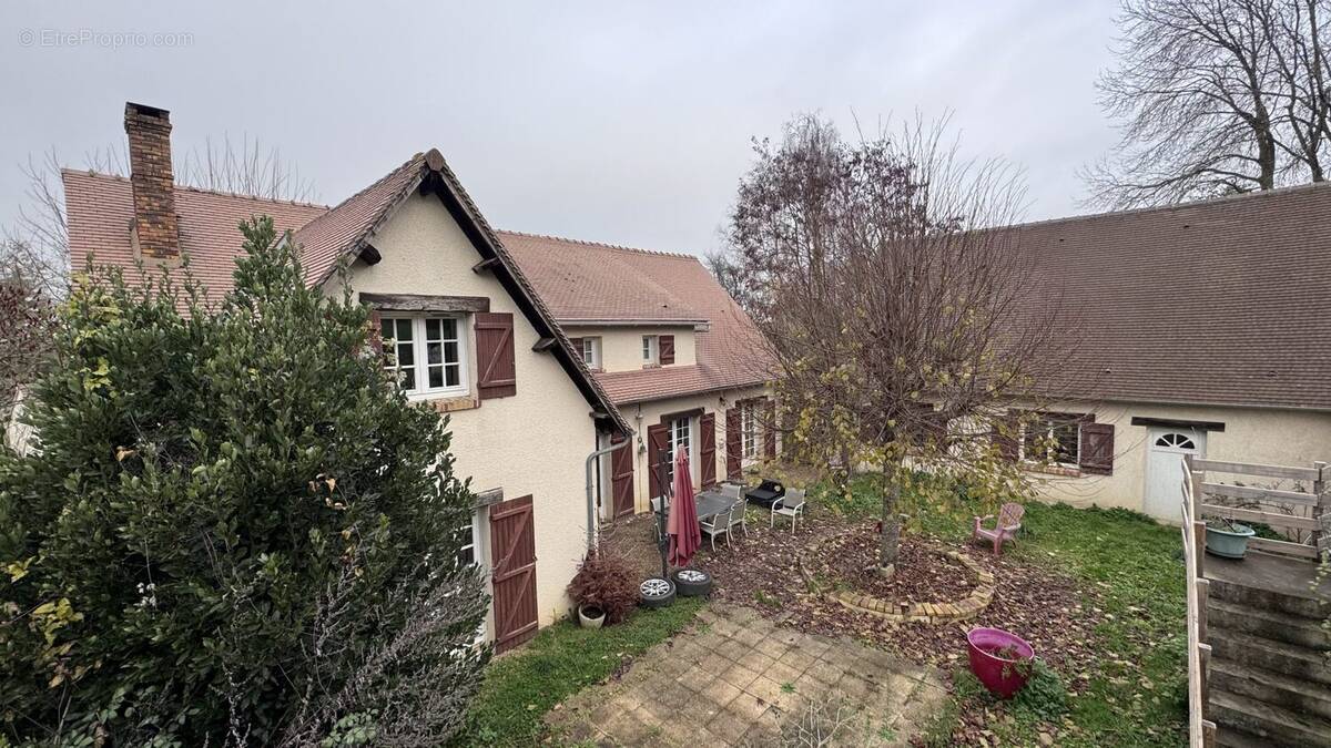 Maison à SAINT-CLAIR-SUR-EPTE