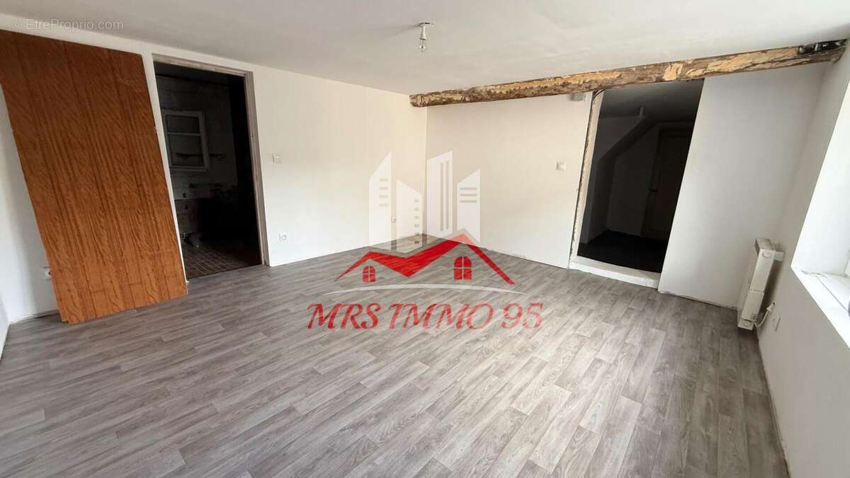 Appartement à VEMARS