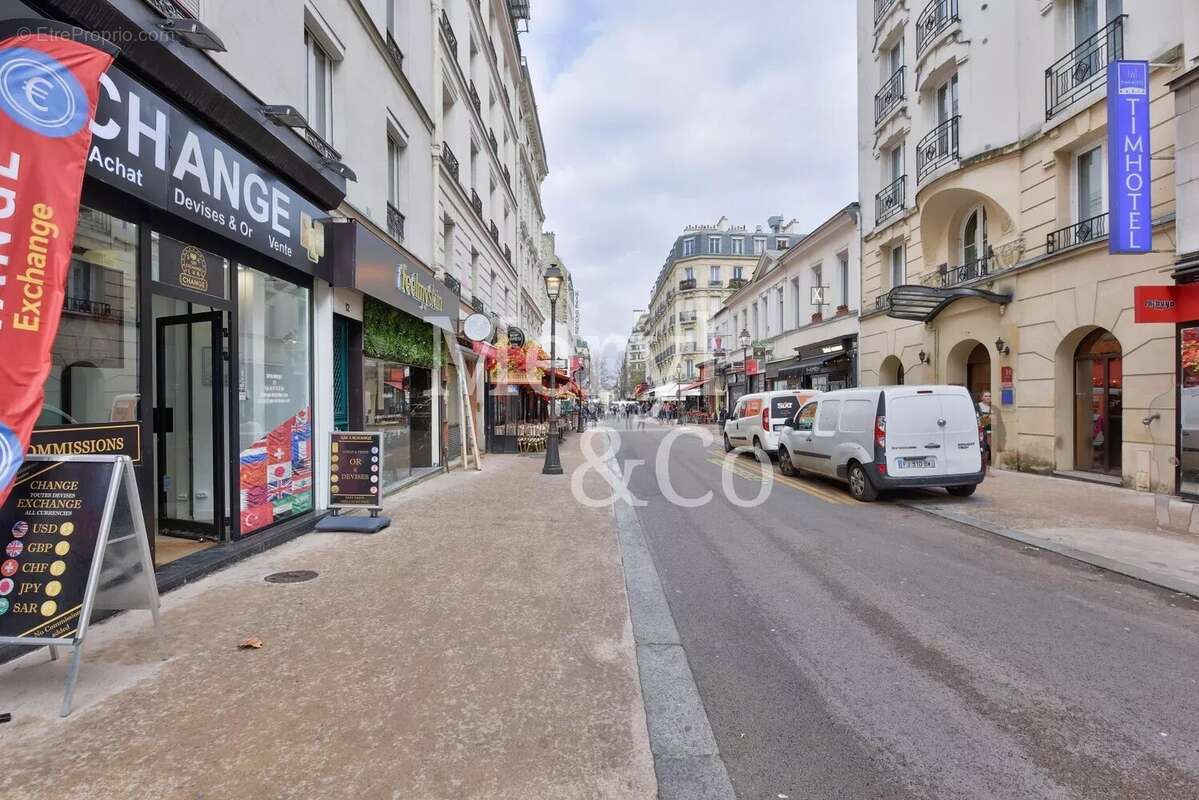 Appartement à PARIS-14E