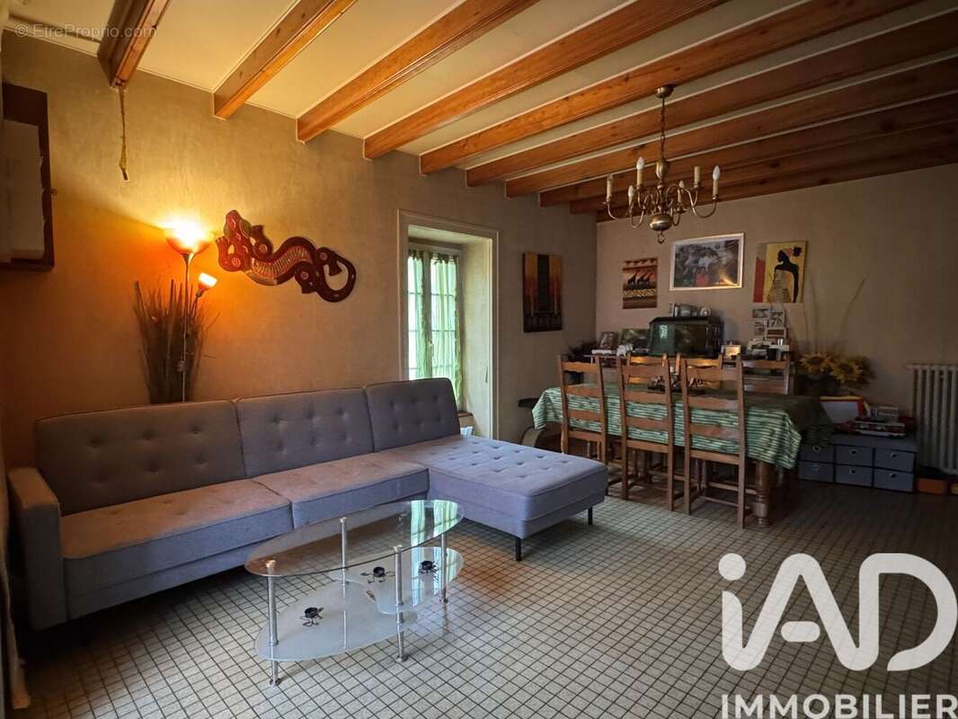 Maison 138 m² à La Caillere-Saint-Hilaire  - photo 5