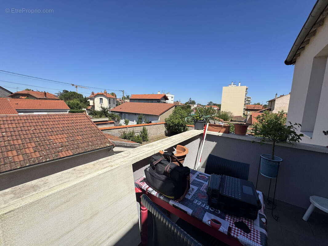 Photo 2 - Appartement à LE COTEAU