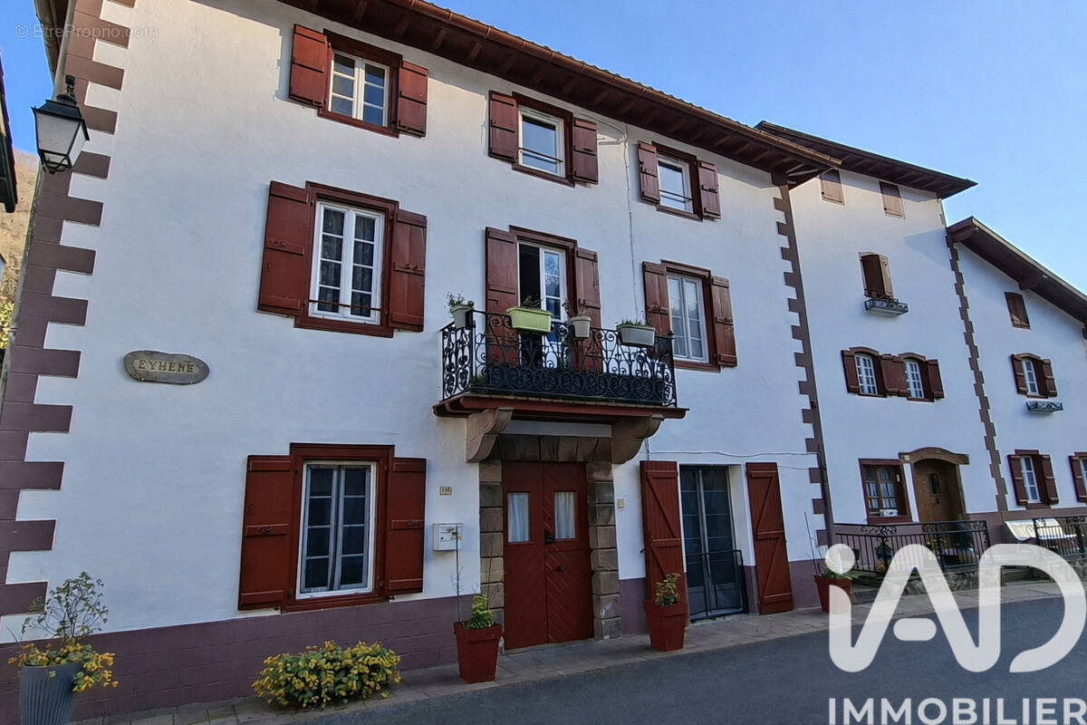 Photo 1 - Maison à ARNEGUY