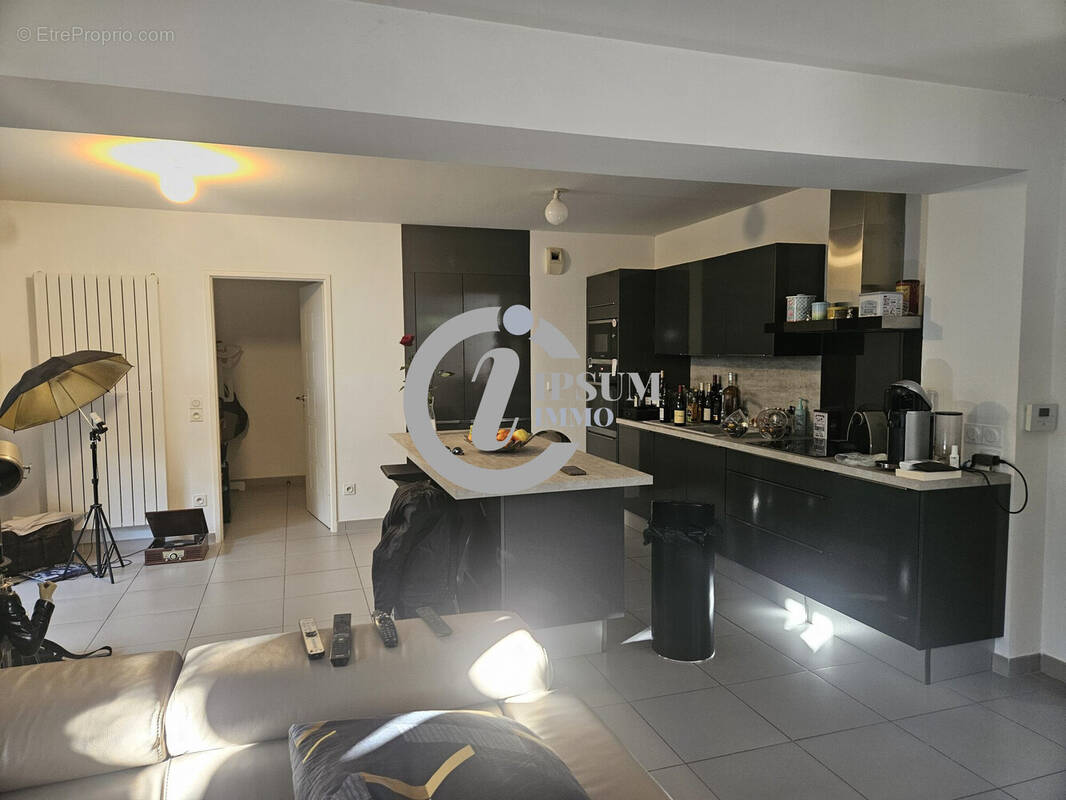 Appartement à CASTELNAU-LE-LEZ