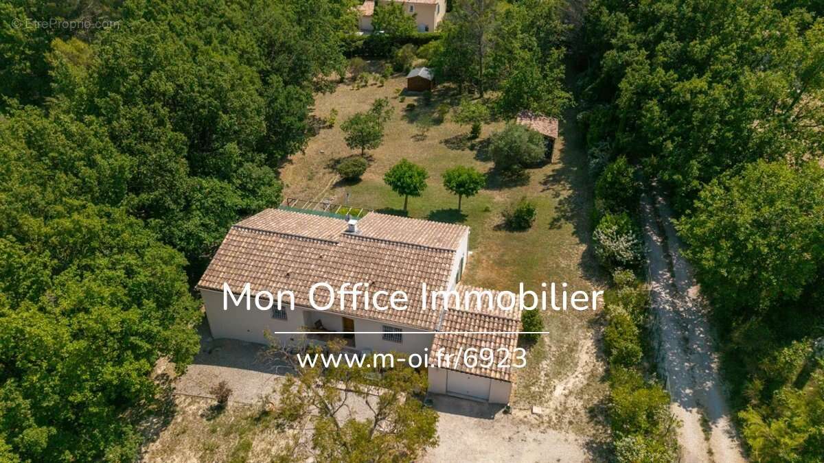 Maison à LE PUY-SAINTE-REPARADE