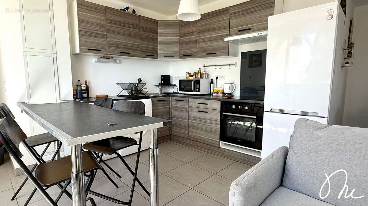Appartement lumineux T4/T5 avec terrasse, garage et parking - photo 4