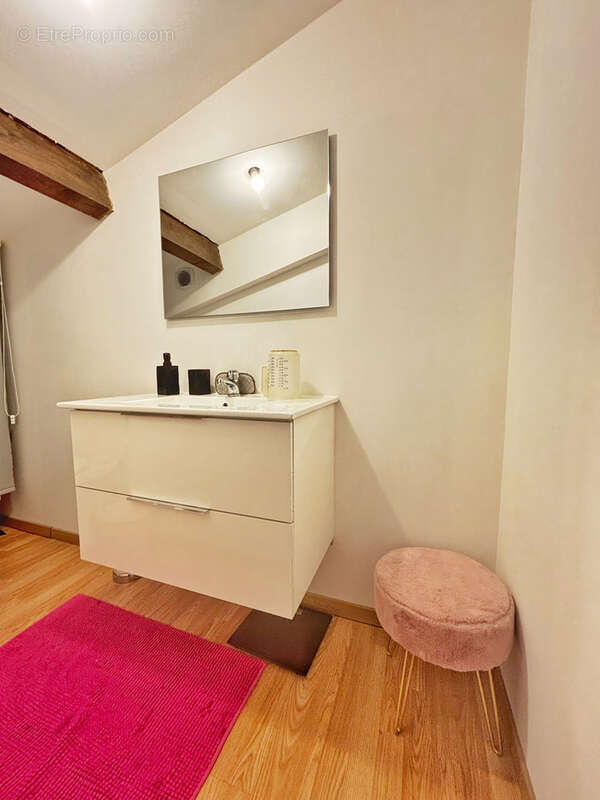 Appartement à SAINT-FONS