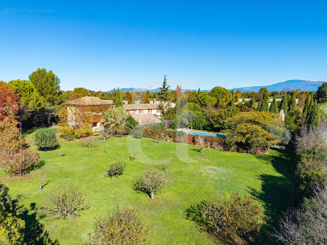 Maison à PERNES-LES-FONTAINES