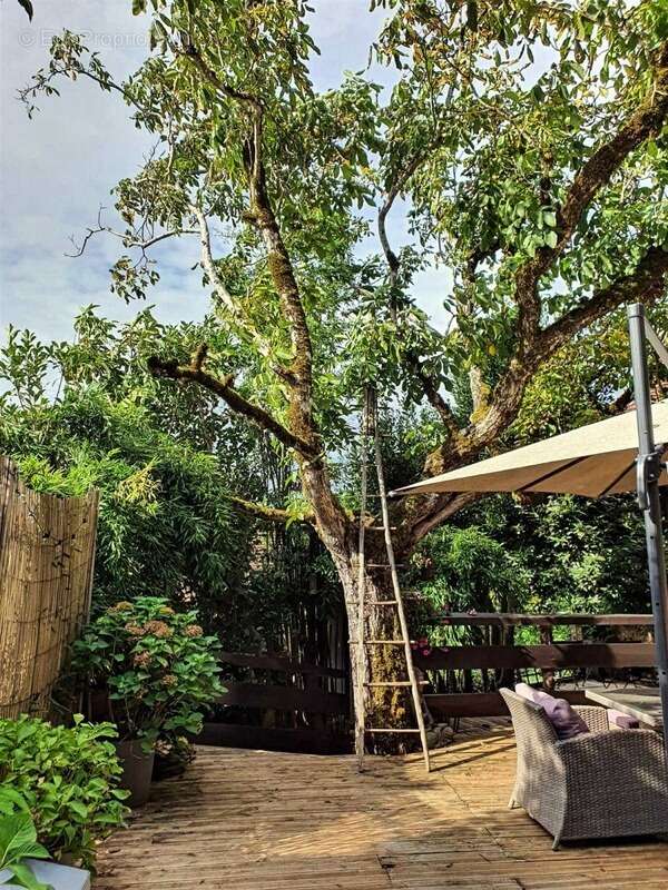 Maison à BEAULIEU-SUR-DORDOGNE