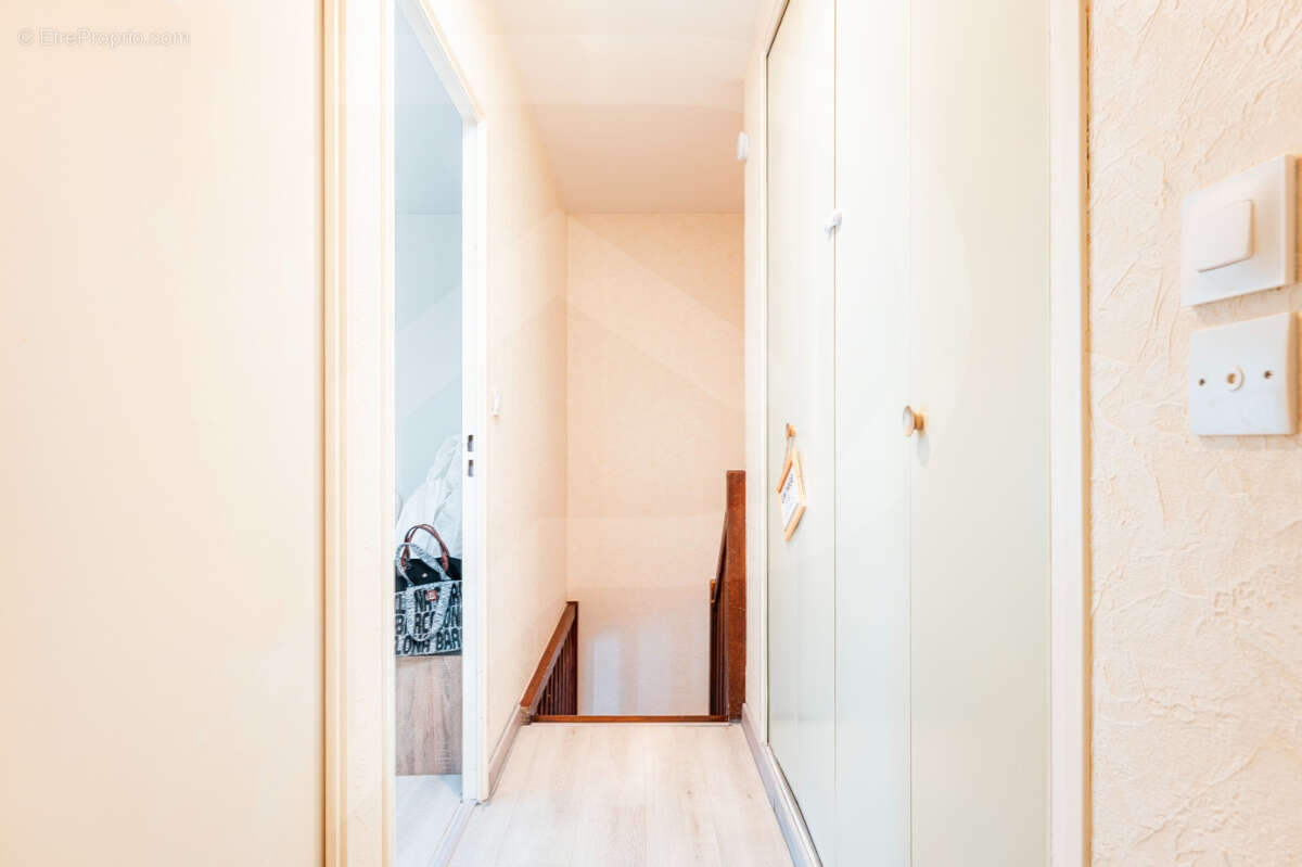 Appartement Duplex 68 m² - 2 chambres - Ascenseur - parking -Sanvic Vornier - Le Havre - photo 6
