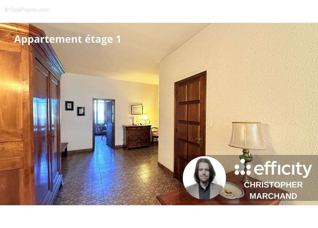 Appartement à MONTREAL-LA-CLUSE