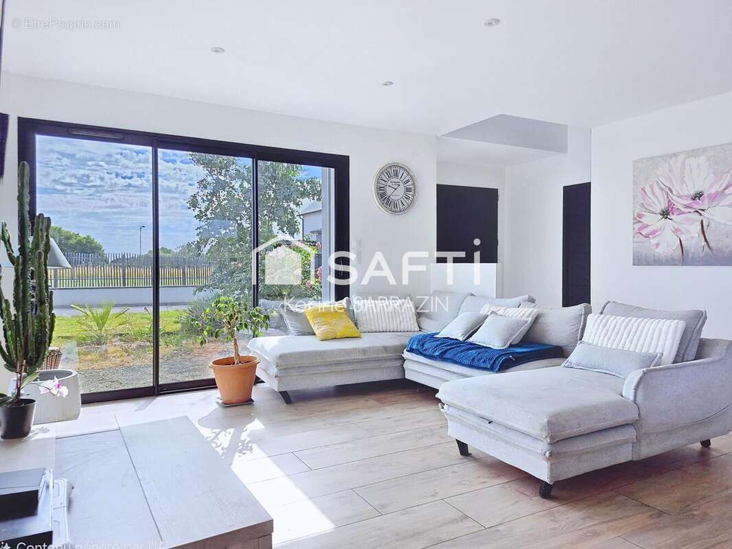 Maison 159 m² à Saint-Pair-Sur-Mer  - photo 3