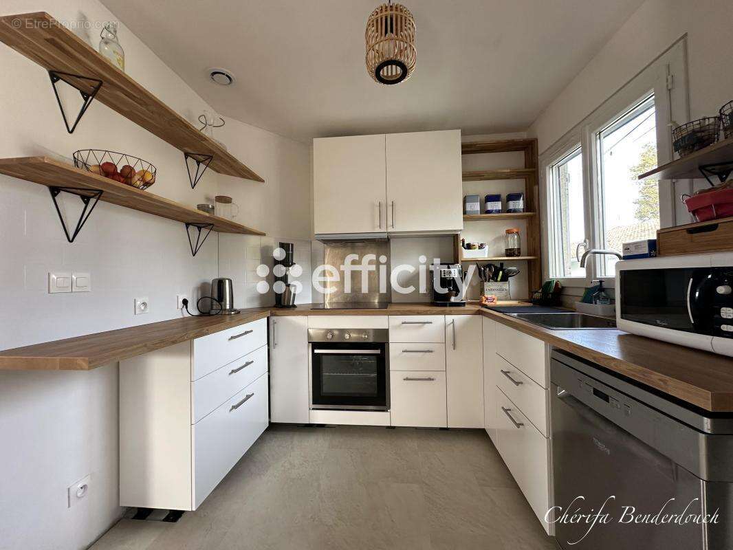 Appartement à TRESSES