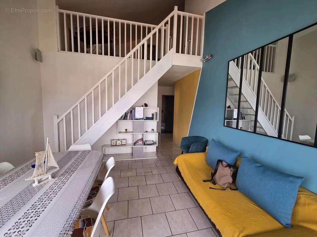 T3 en duplex sur le port de Propriano   Vue marina et golfe - photo 4