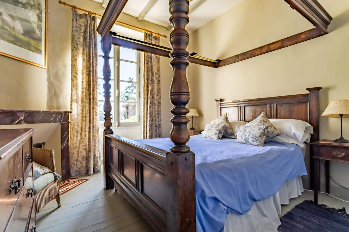 Maison de campagne avec piscine et grange - photo 41