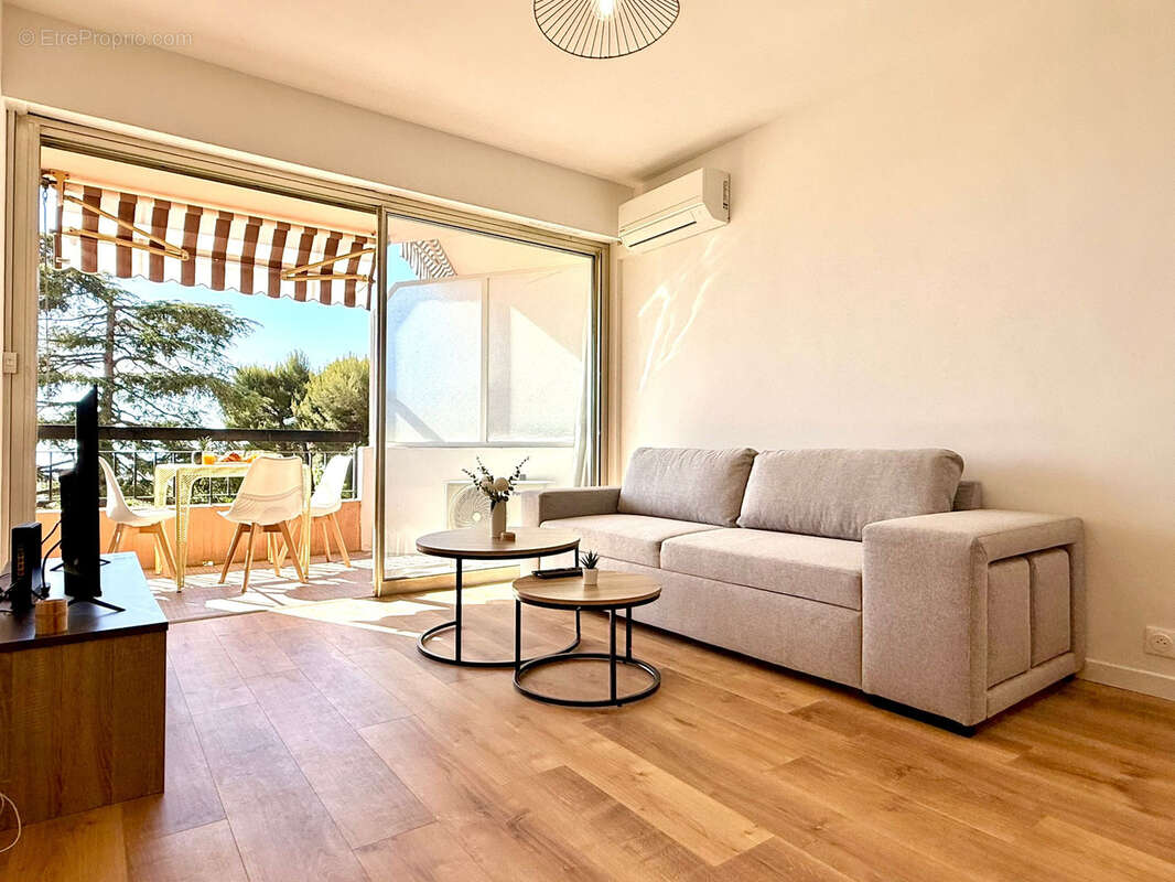 Appartement à ROQUEBRUNE-CAP-MARTIN