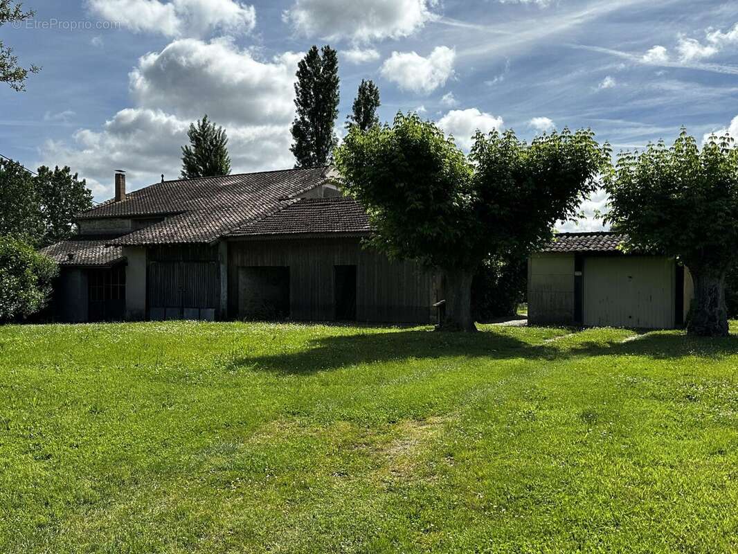 Maison à TAILLECAVAT