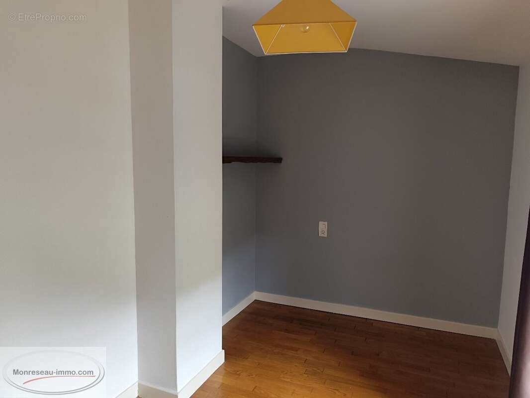 Appartement à CHARNAY-LES-MACON