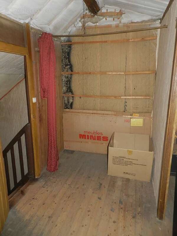 Maison à SAINT-PIERRE-SUR-DIVES