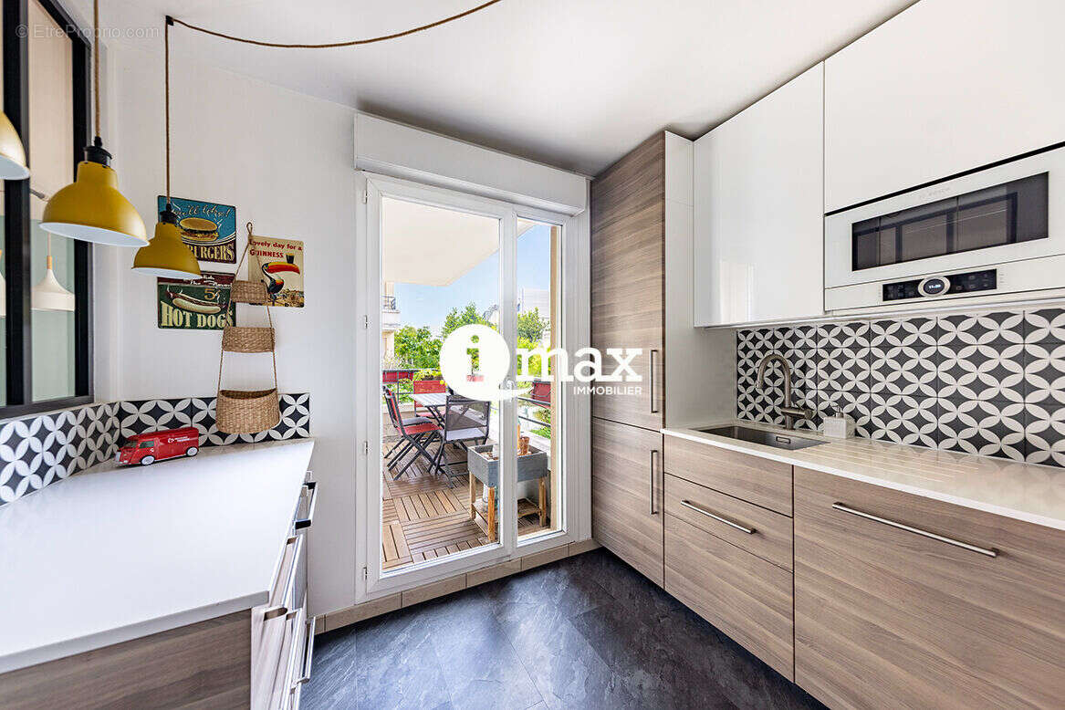 Appartement à SURESNES