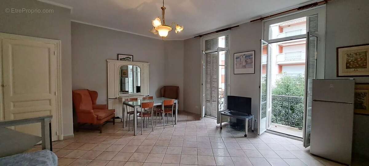 Appartement à MENTON