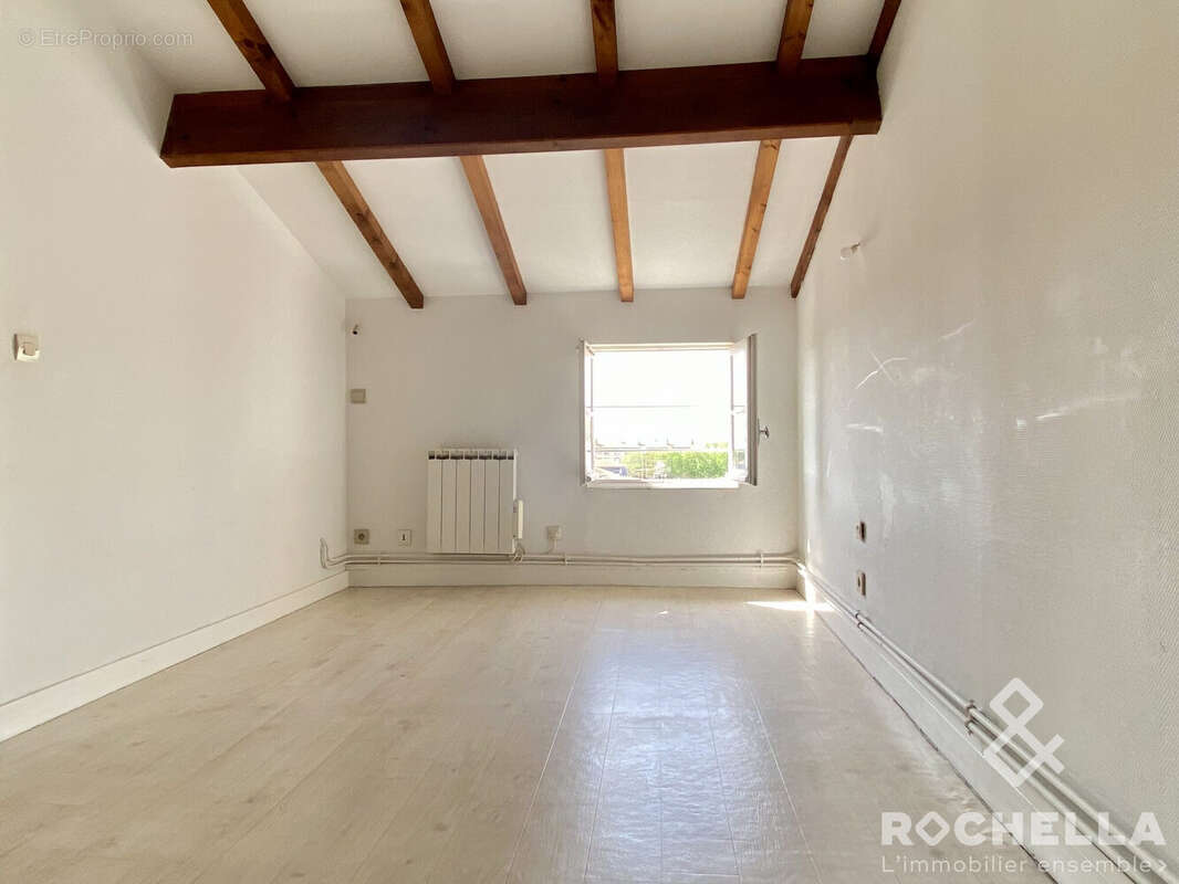 Appartement 39 m² à Rochefort  - photo 4