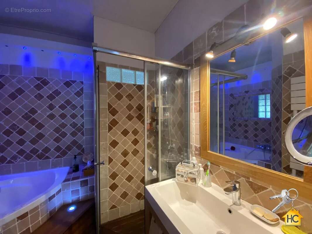 Appartement à LE CANNET
