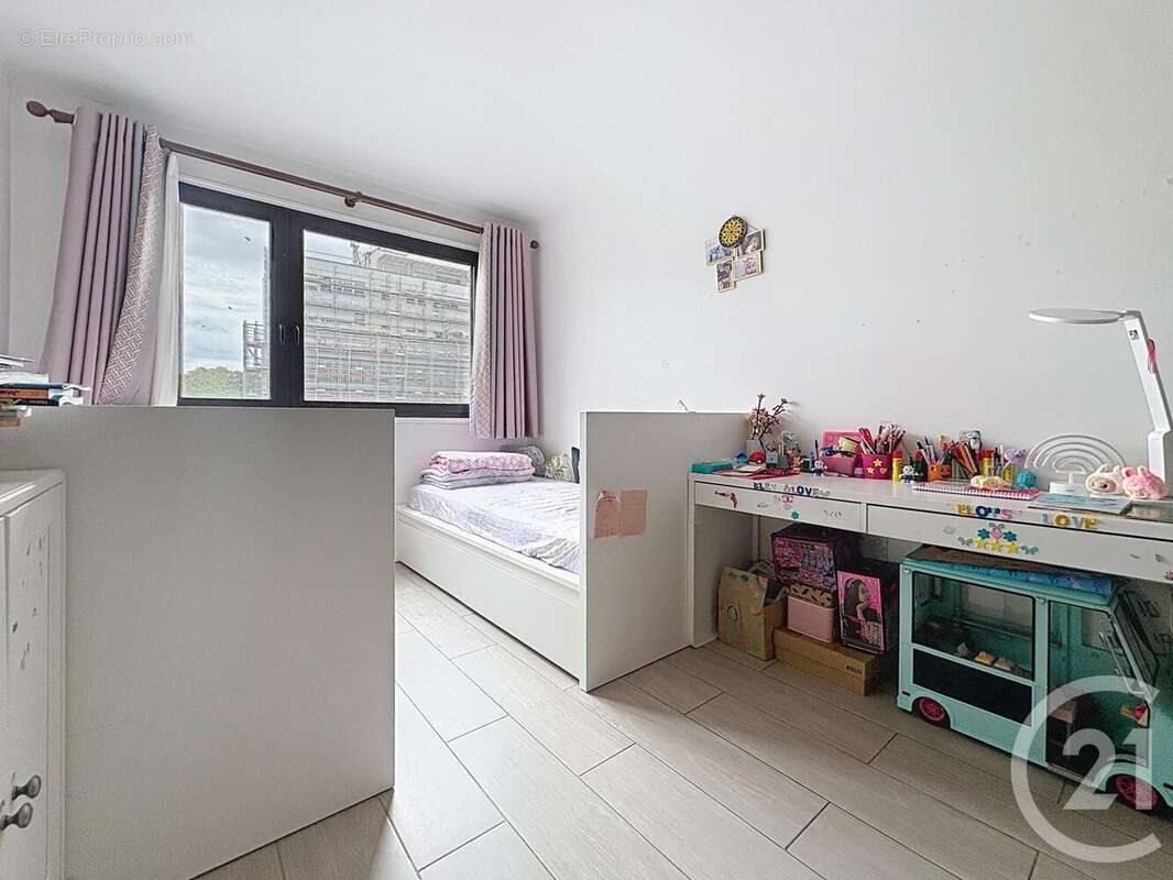 Appartement 71 m² à Paris-12e  - photo 9