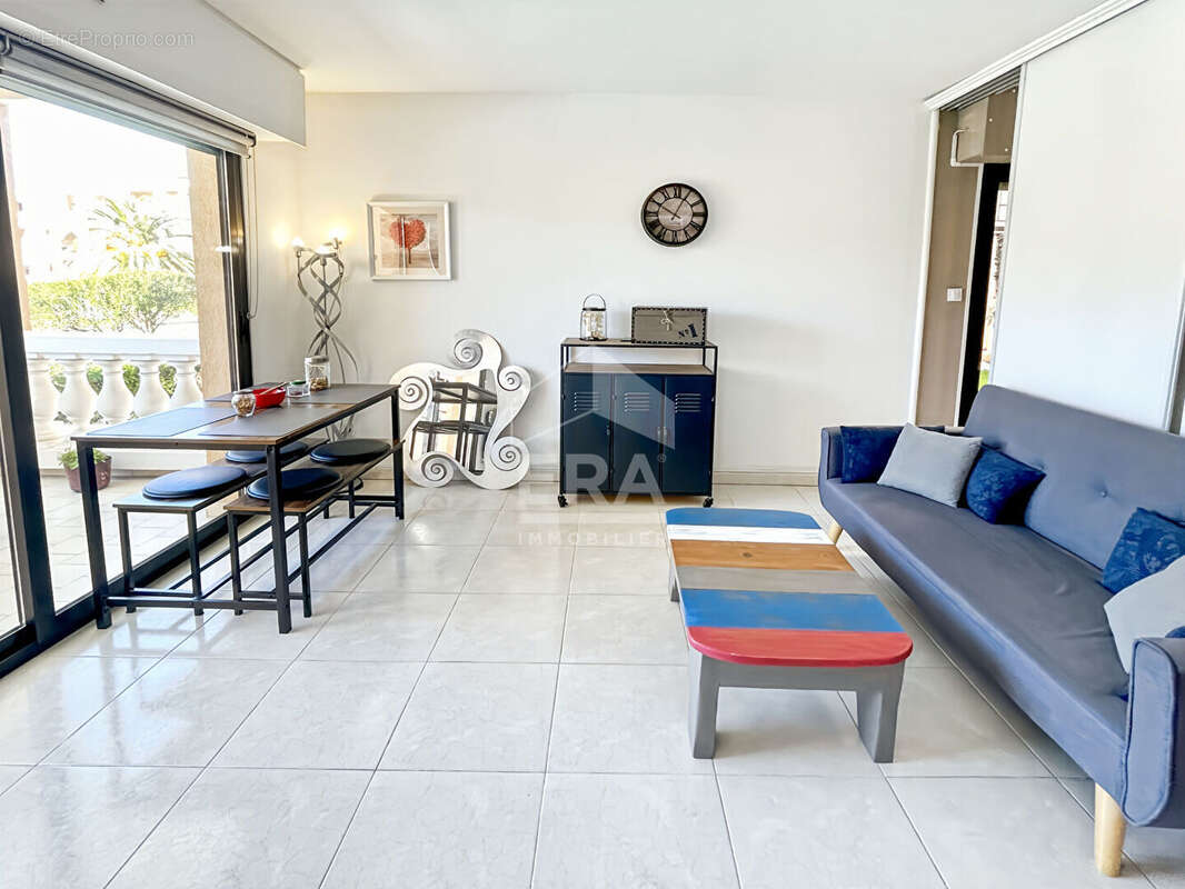 Appartement à LE CANNET