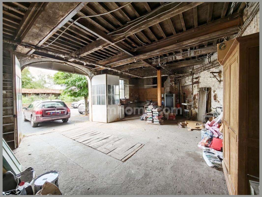 *** exclusivite *** immeuble de rapport + habitation independante + dependances + exterieur *** billom 63160 *** - photo 16