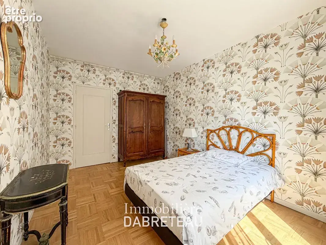 Lyon 6ème - Appartement traversant de 63M2 + grenier + parking - photo 5