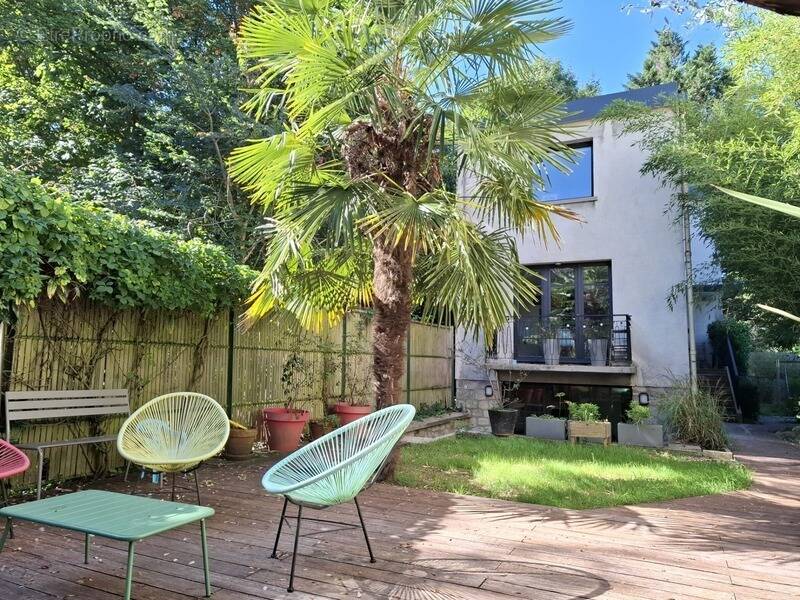 Maison à LE PLESSIS-ROBINSON