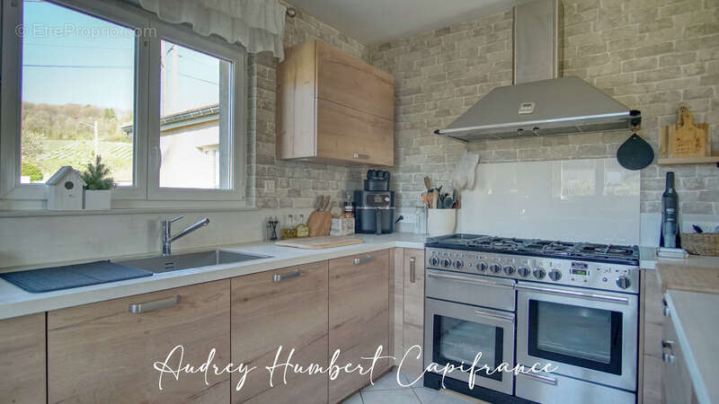 Maison à VIGNEULLES-LES-HATTONCHATEL