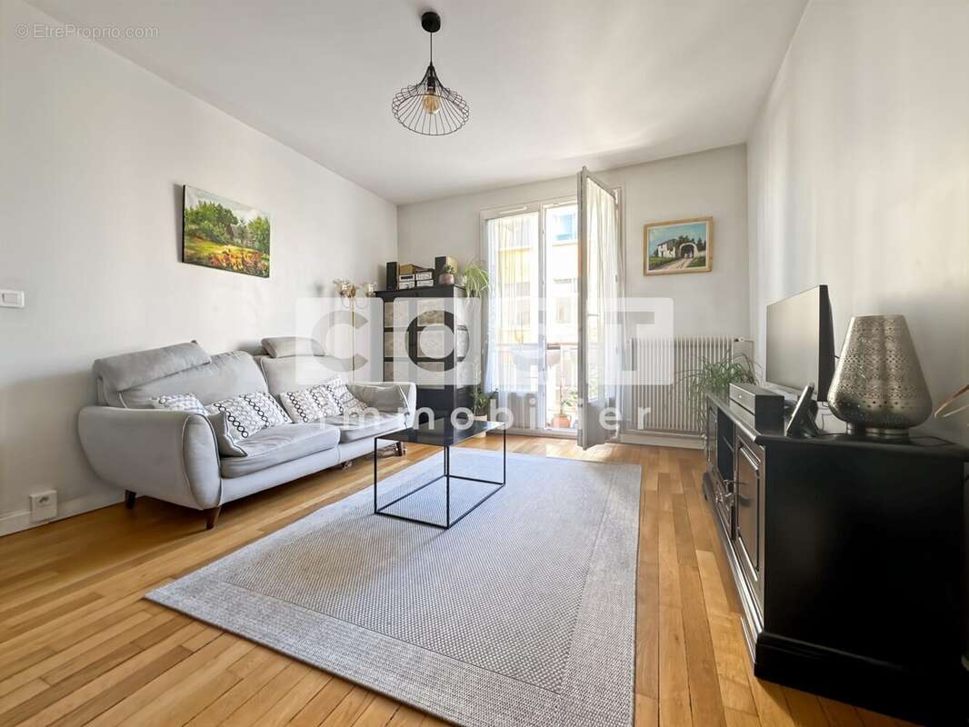 Appartement à ASNIERES-SUR-SEINE