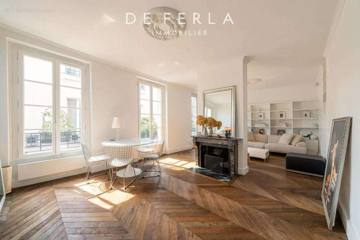 Appartement à PARIS-5E