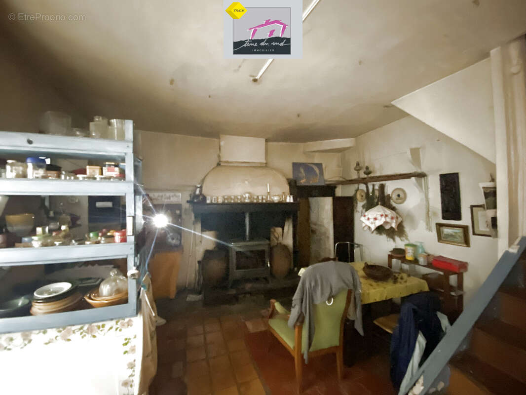 Maison à VILLENEUVE-MINERVOIS