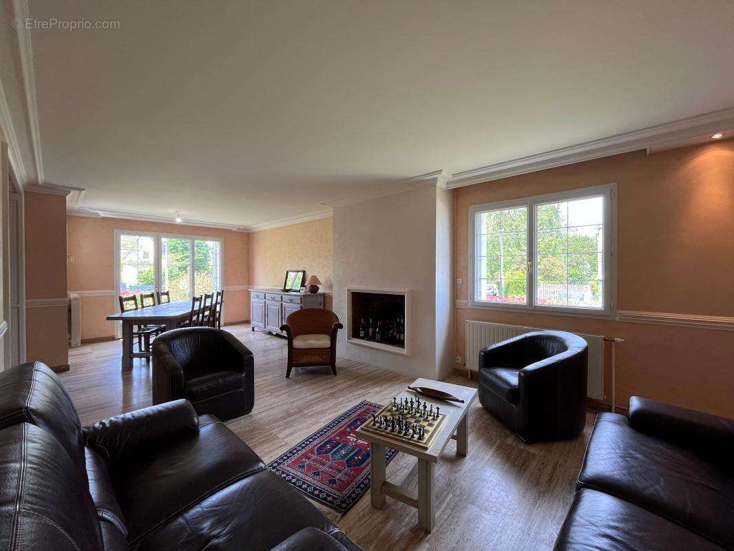 Maison à SAINT-DENIS-EN-VAL