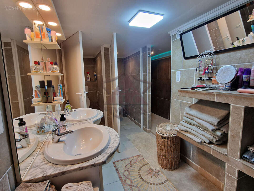 Maison à SAINT-AMBROIX