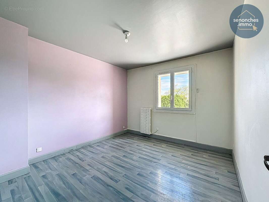 Maison à LA LOUPE